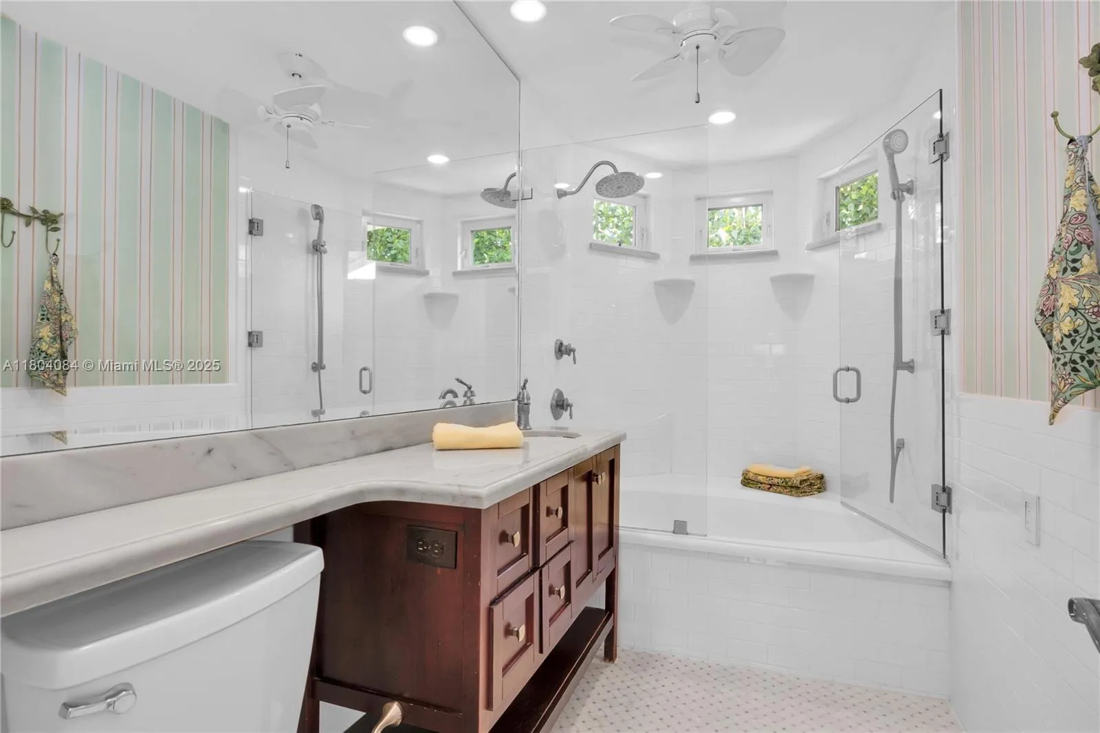 Miami, Florida 33155, United States, 3 Bedrooms Bedrooms, ,2 BathroomsBathrooms,Residential,Active,136035