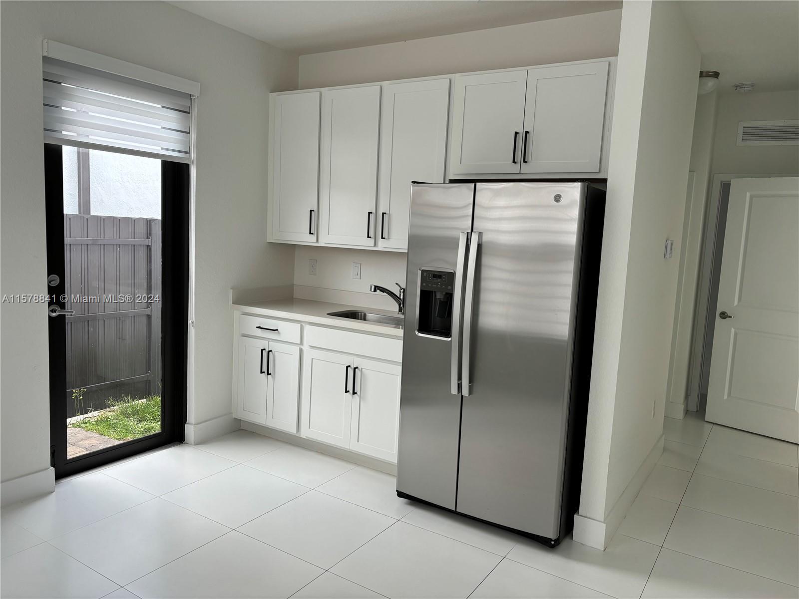 CENTURY PALMS WEST - Residential