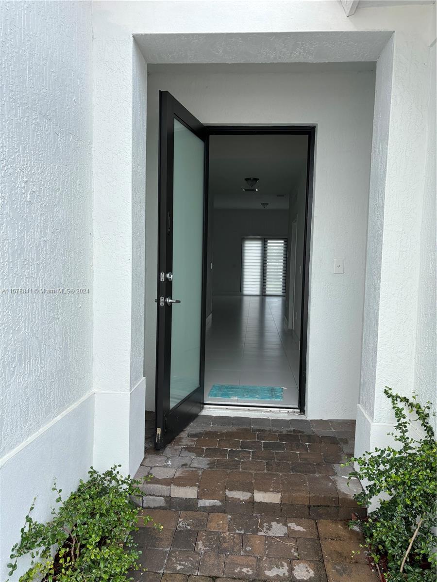 CENTURY PALMS WEST - Residential