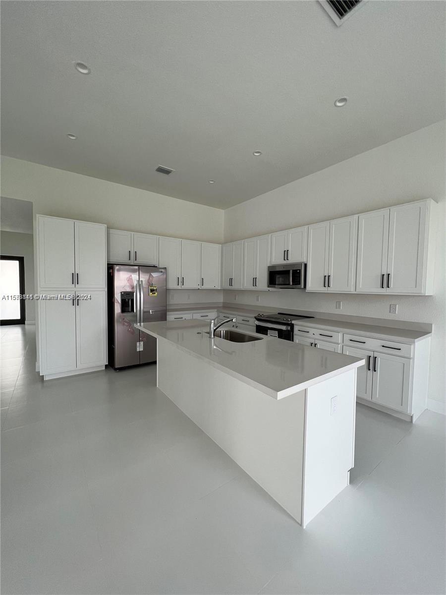 CENTURY PALMS WEST - Residential