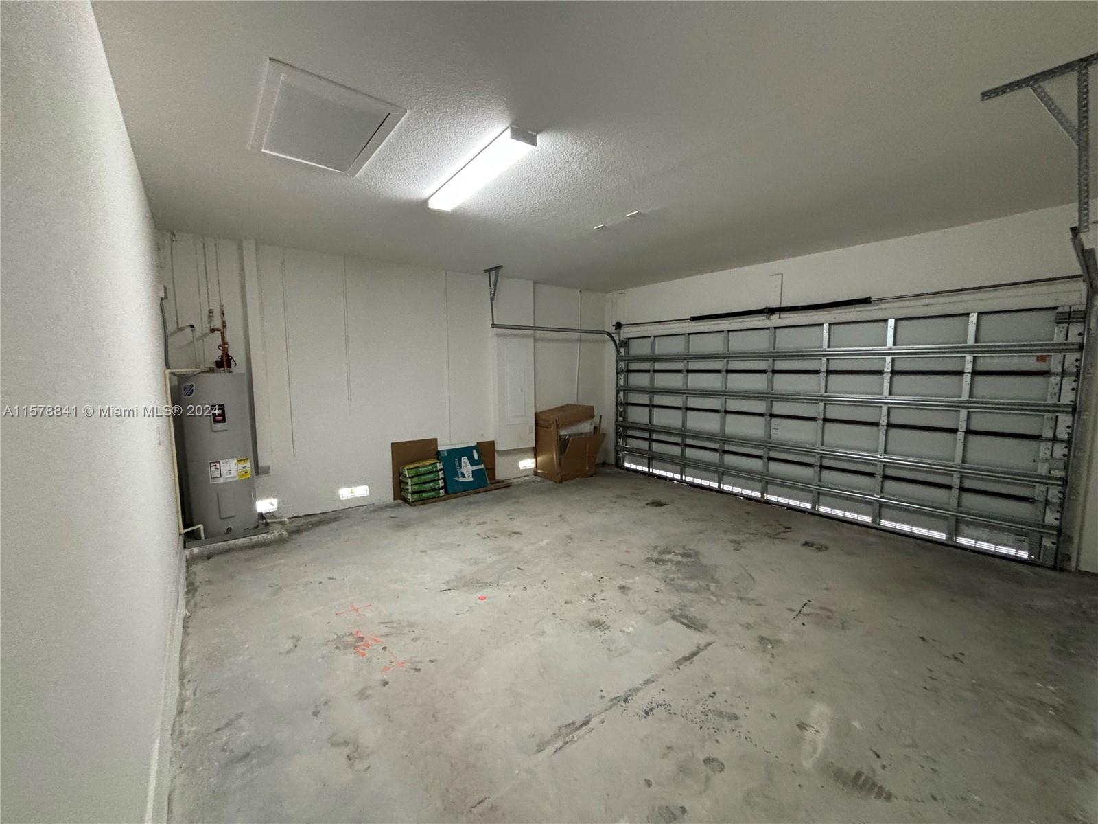 CENTURY PALMS WEST - Residential