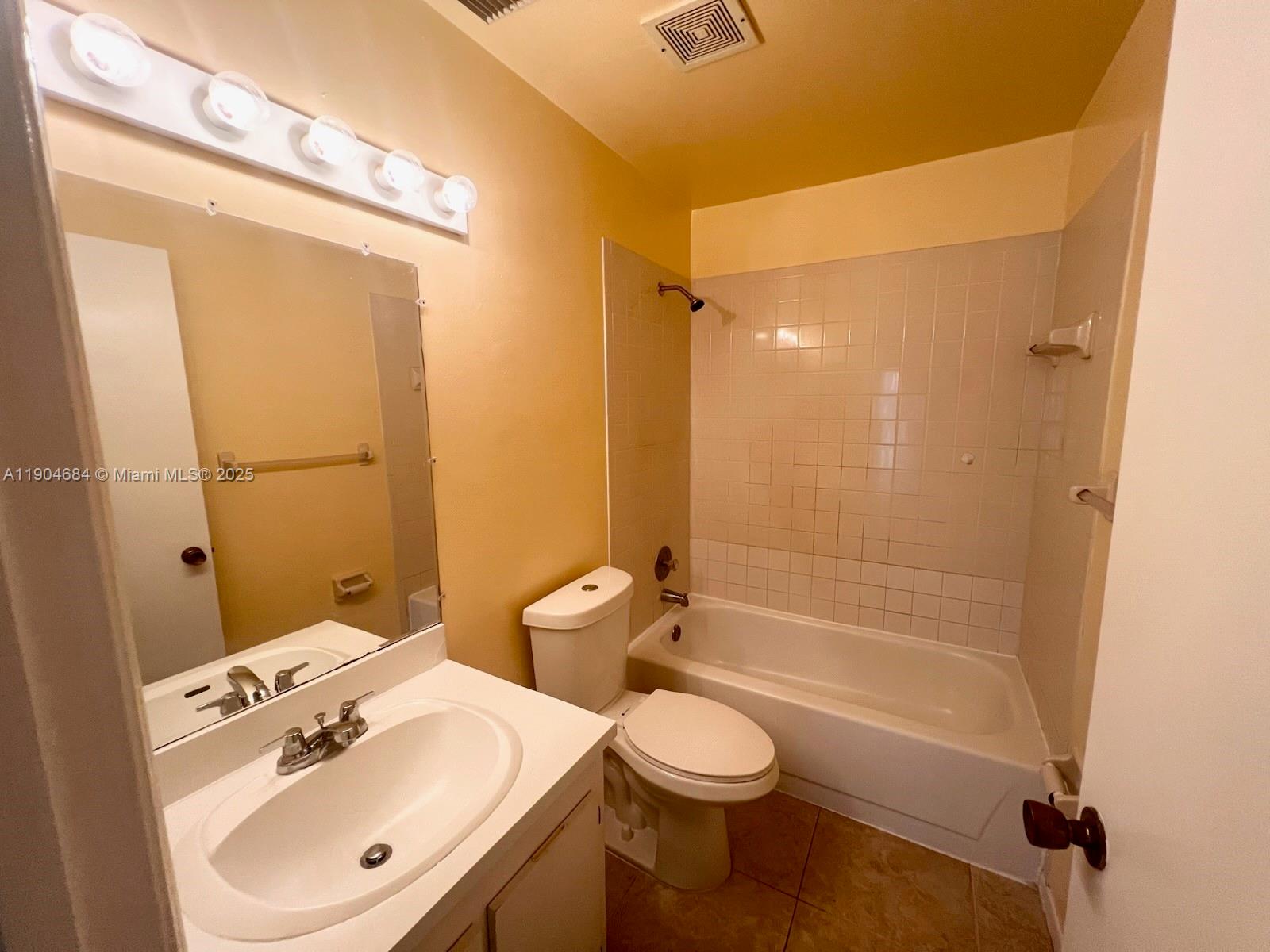 MIL-LAKE ESTATES 2 - Residential Lease