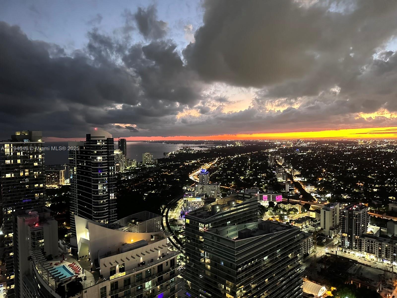 1000 Brickell Plz PH5706
