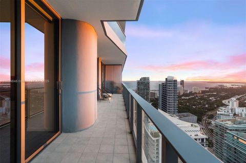 1000 Brickell Plz PH5706 Miami FL 33131