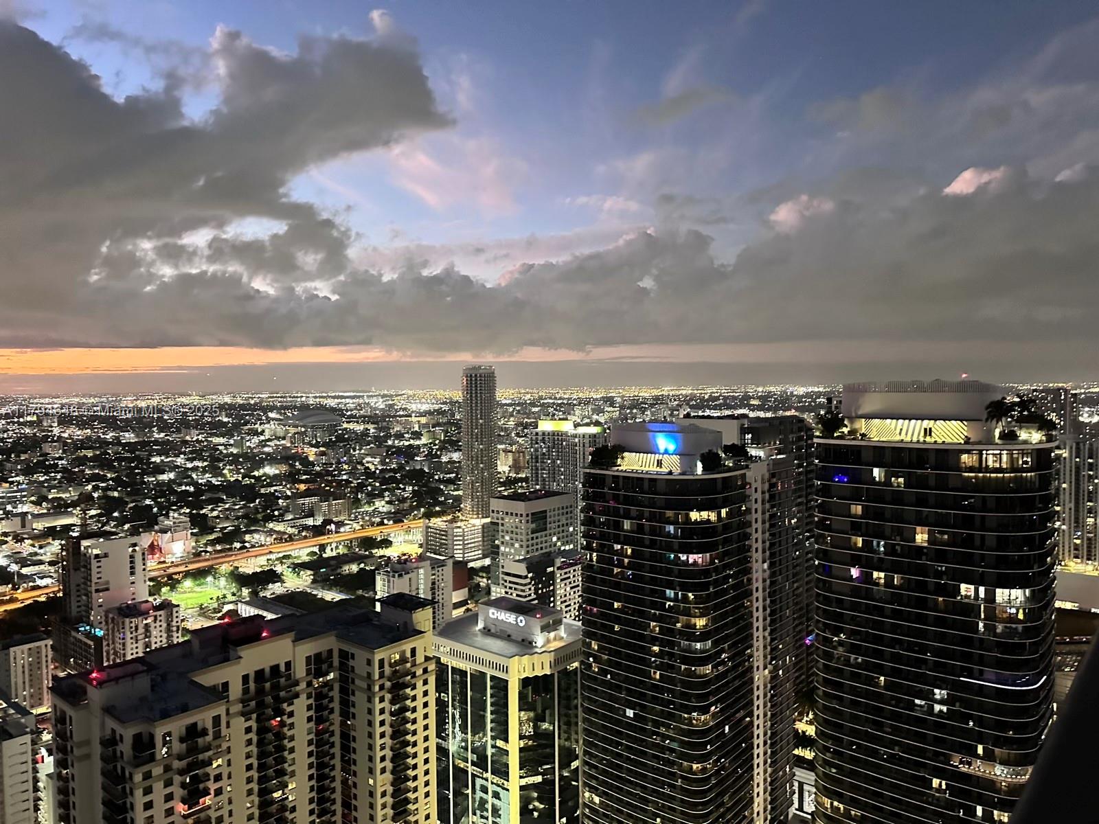1000 Brickell Plz PH5706