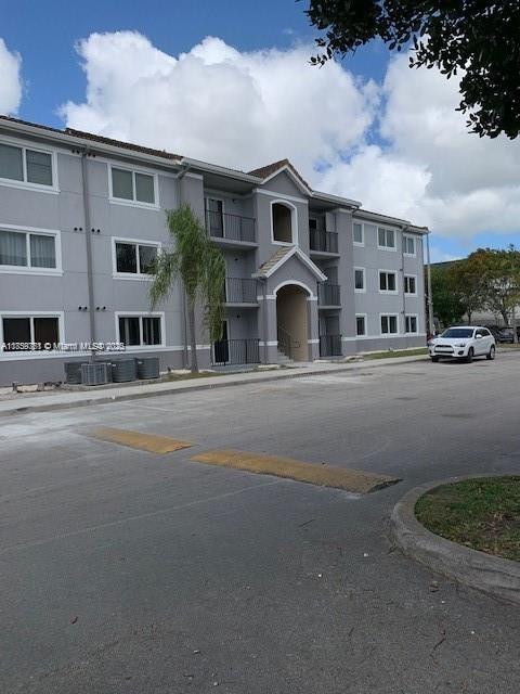 Rental Property at Address Not Disclosed, Homestead, Miami-Dade County, Florida - Bedrooms: 1 
Bathrooms: 1  - $1,600 MO.
