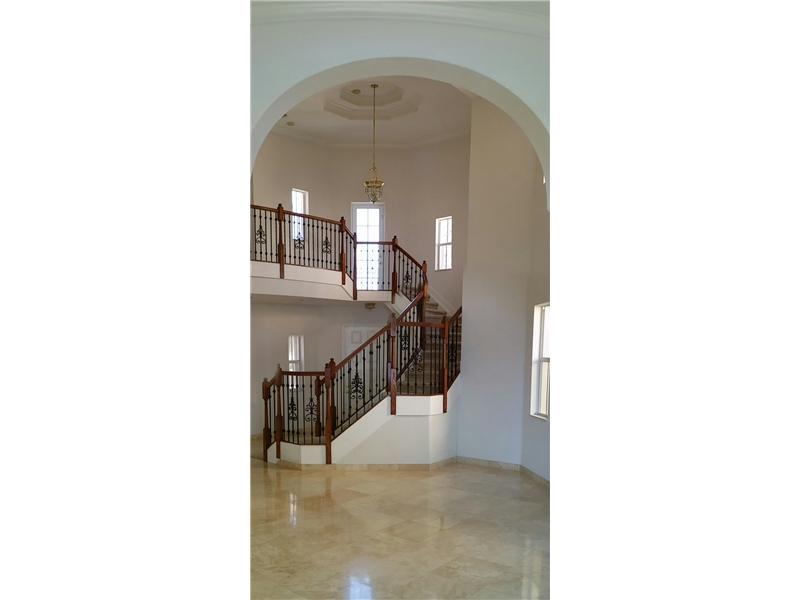 DORAL ISLES MEDITERRANEA - Residential