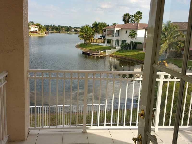 DORAL ISLES MEDITERRANEA - Residential