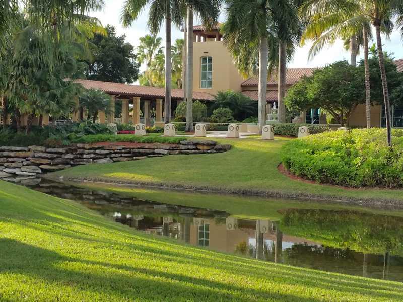 DORAL ISLES MEDITERRANEA - Residential