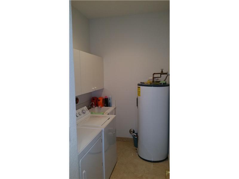 DORAL ISLES MEDITERRANEA - Residential