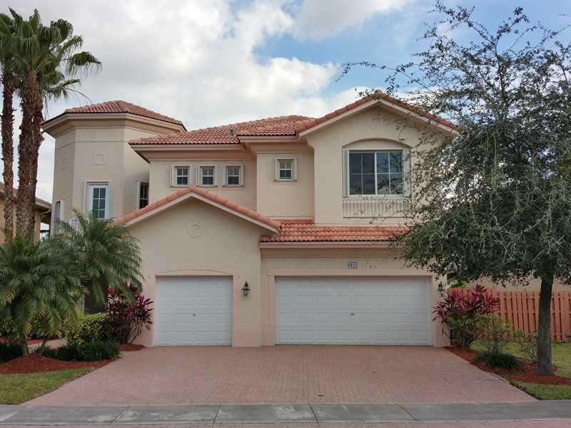 DORAL ISLES MEDITERRANEA - Residential