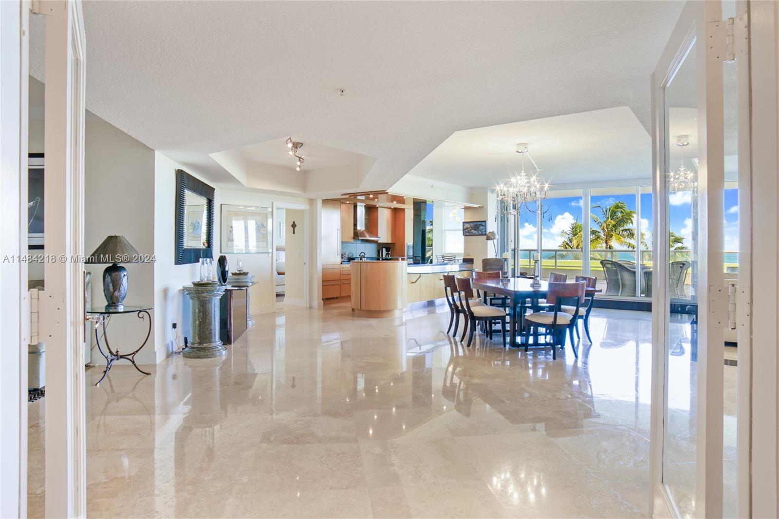 RENAISSANCE ON THE OCEAN - Residential