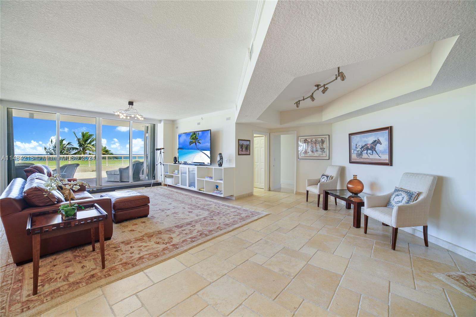 RENAISSANCE ON THE OCEAN - Residential