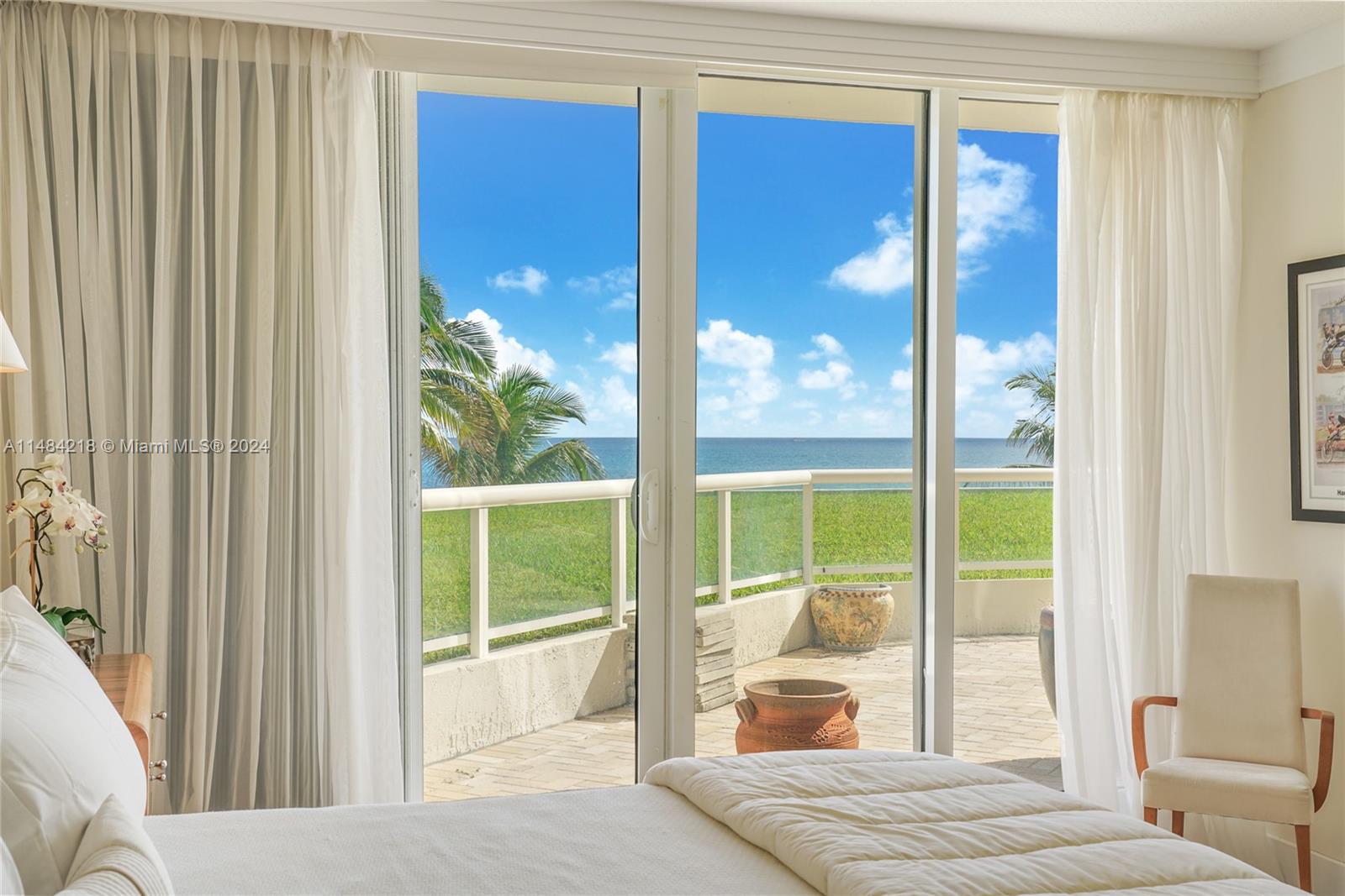 RENAISSANCE ON THE OCEAN - Residential