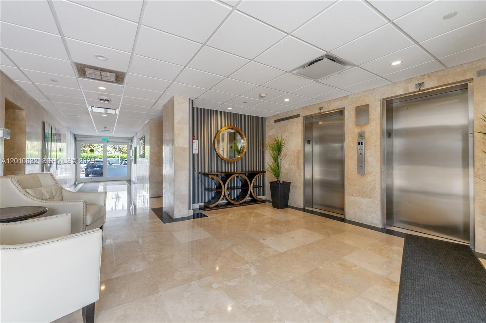 HILLSBORO LIGHT TOWERS CO - Residential