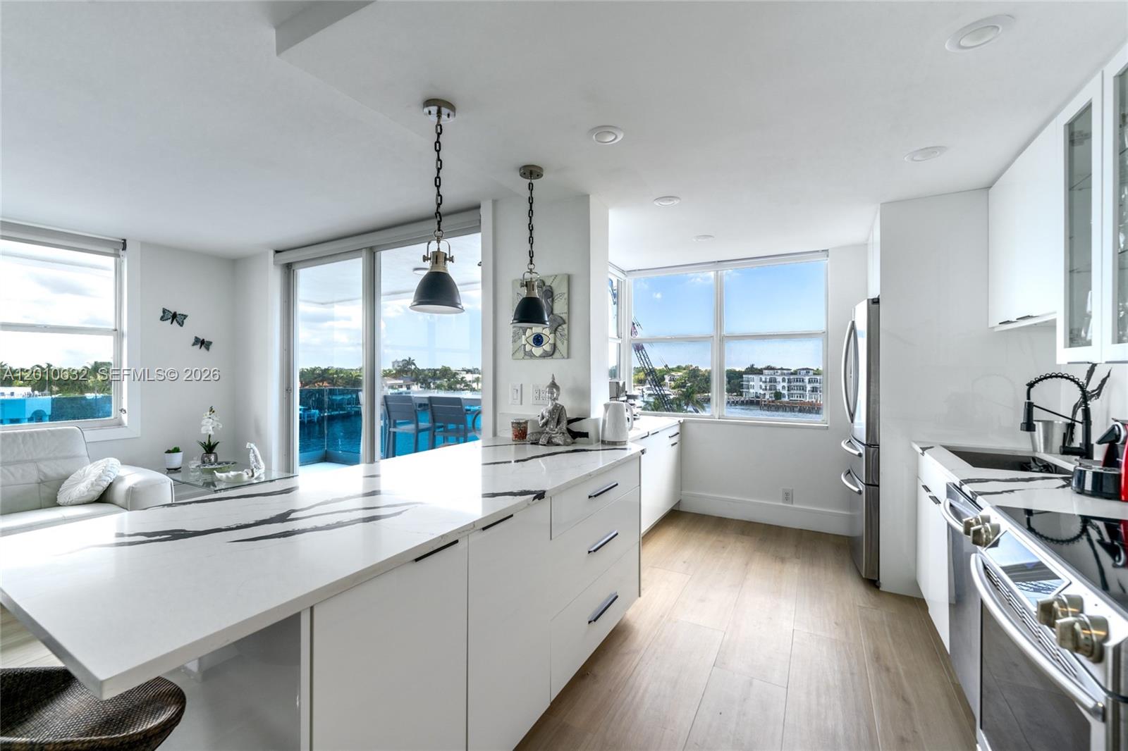 HILLSBORO LIGHT TOWERS CO - Residential