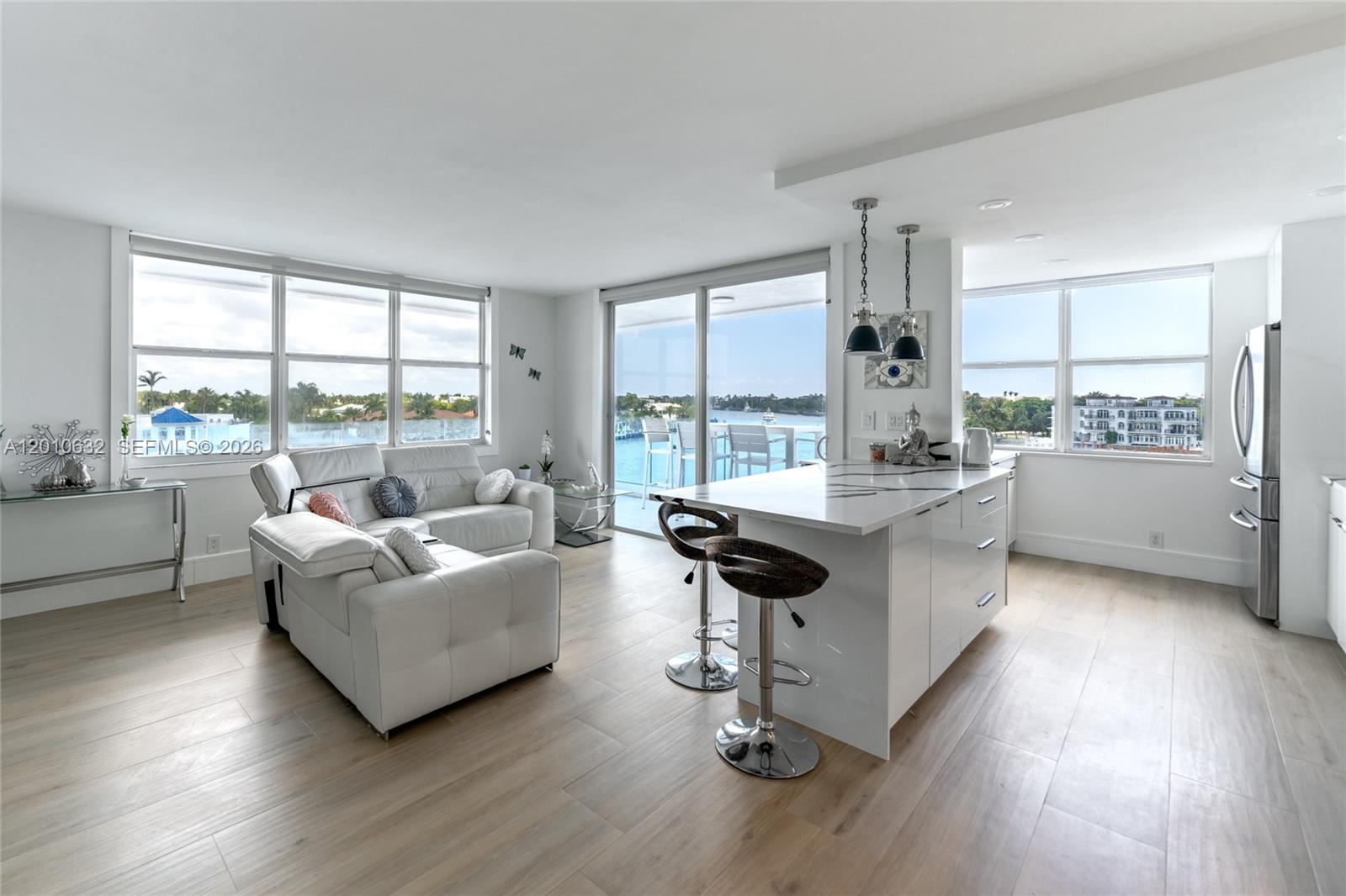 HILLSBORO LIGHT TOWERS CO - Residential