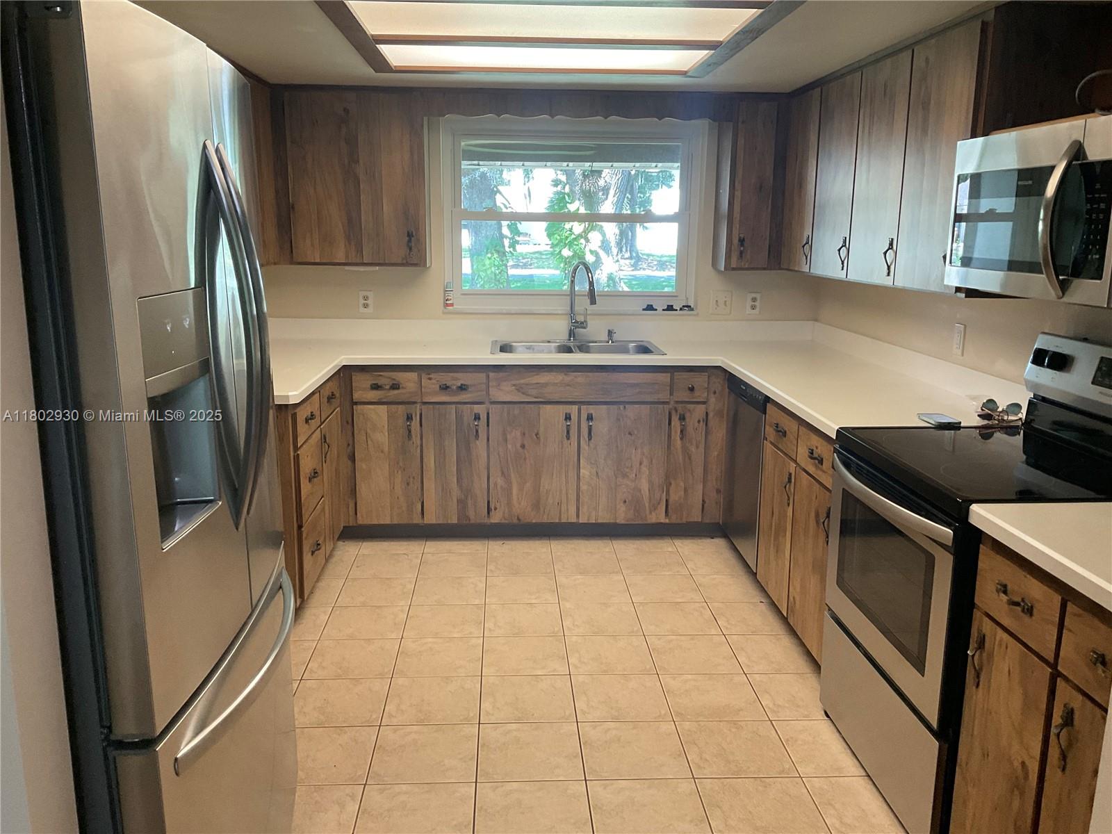 THE FOREST UNIT 1 - Residential