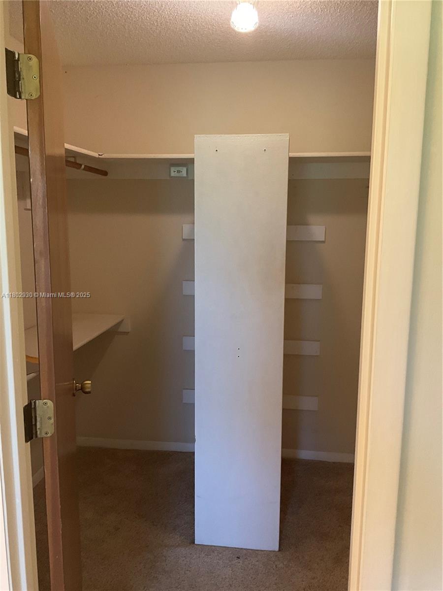 THE FOREST UNIT 1 - Residential