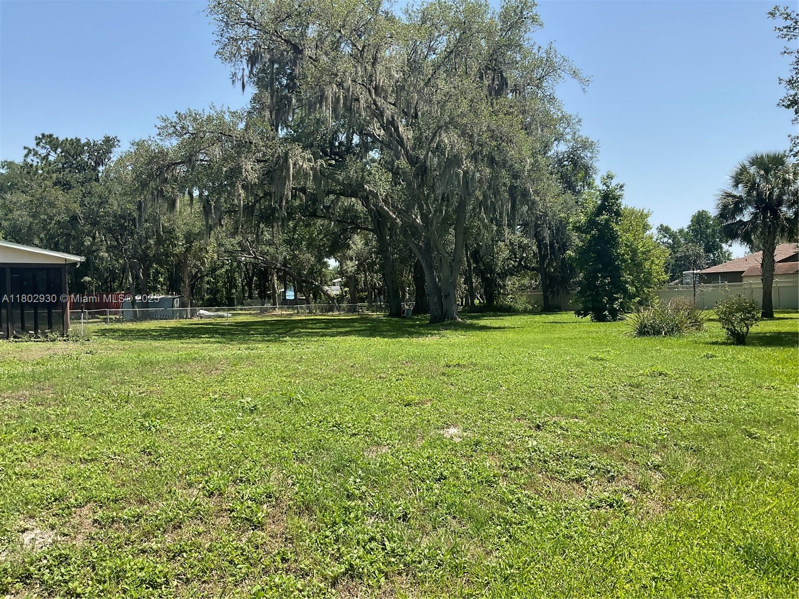 THE FOREST UNIT 1 - Residential