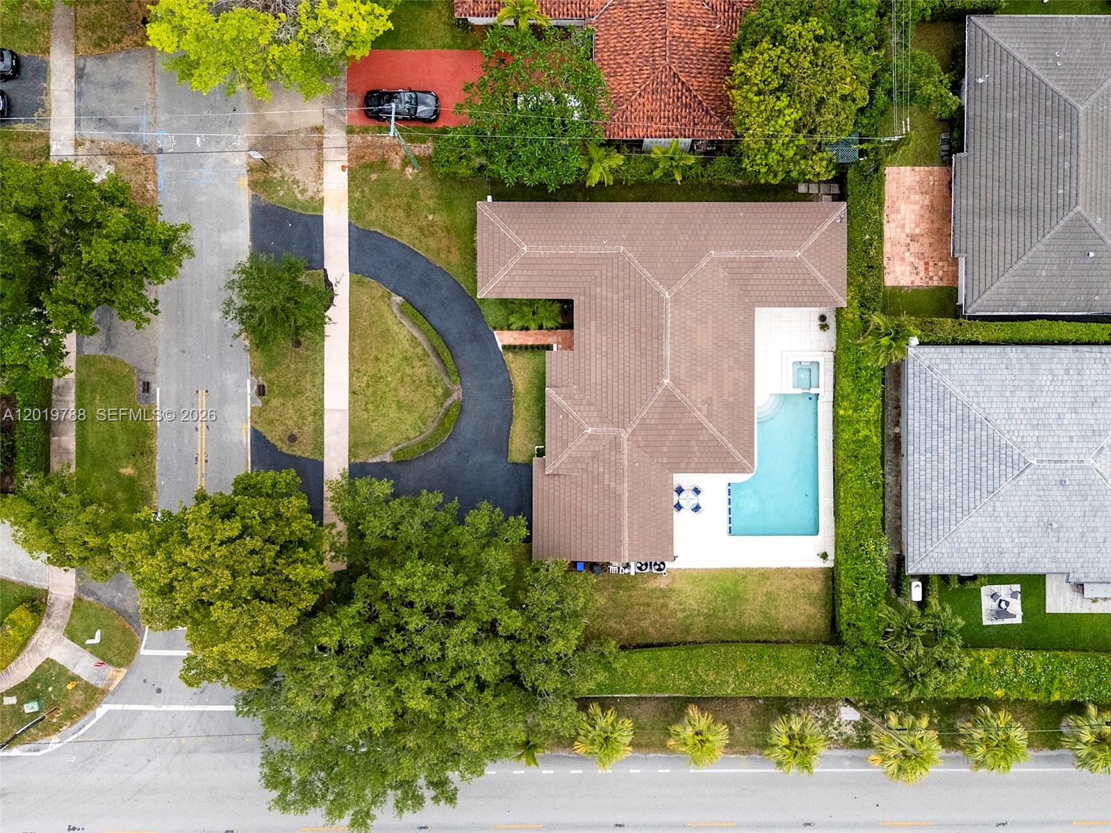 CORAL GABLES RIVIERA SEC - Residential