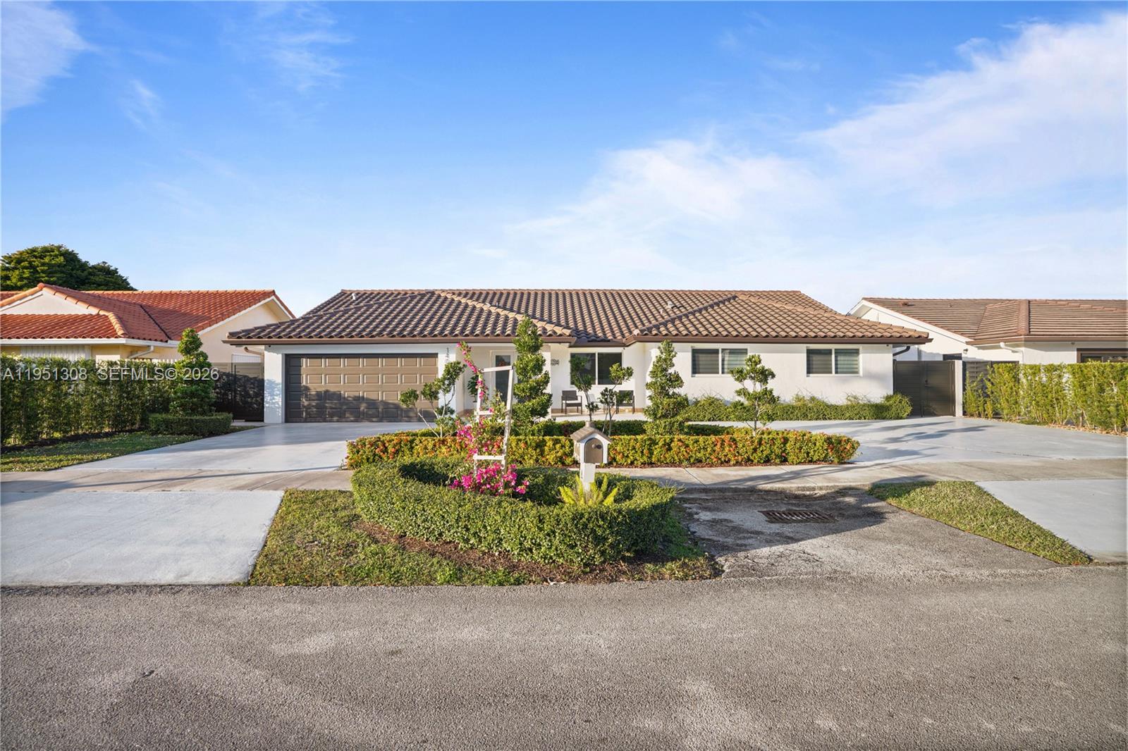 MICHE GARDENS - Residential