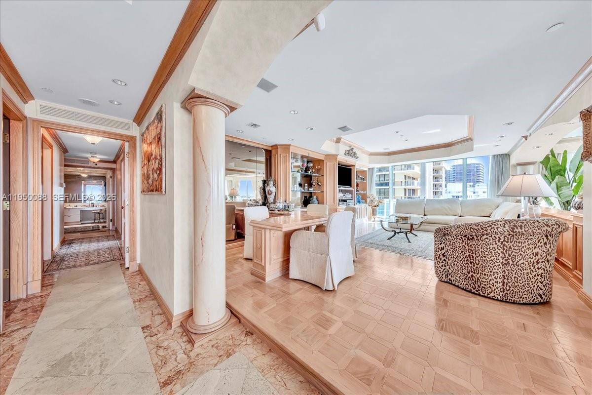 THE PALACE AT BAL HARBOUR - Residential