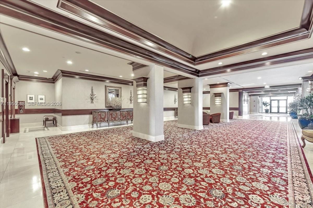 THE PALACE AT BAL HARBOUR - Residential