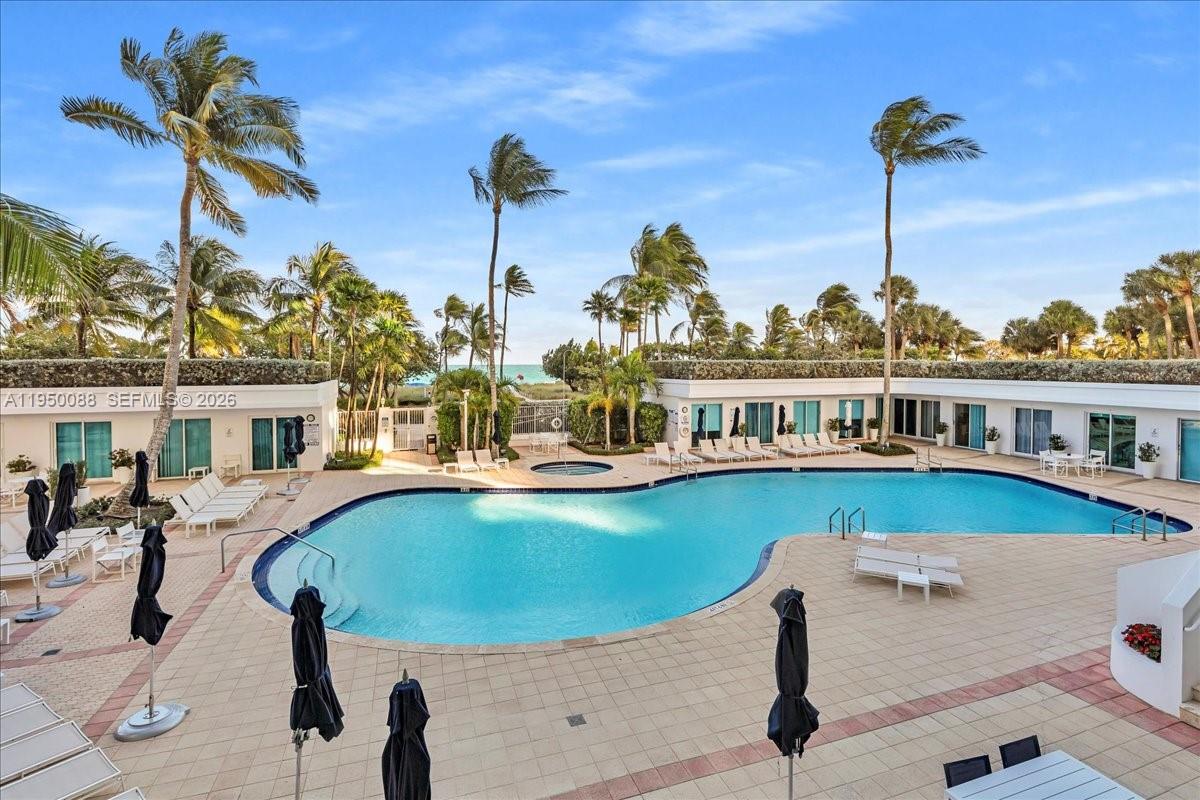 THE PALACE AT BAL HARBOUR - Residential