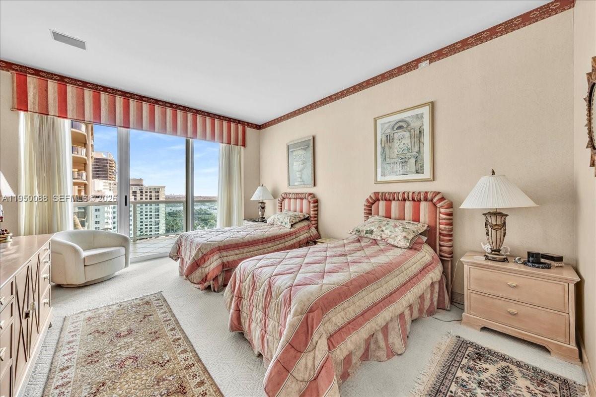 THE PALACE AT BAL HARBOUR - Residential