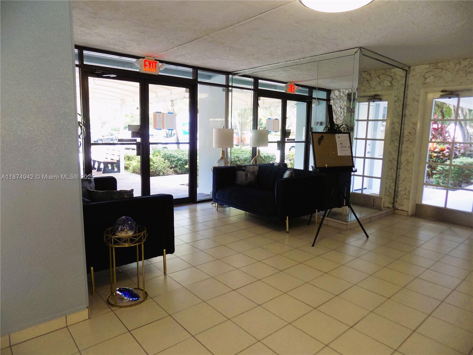 NO 41 PALM-AIRE COUNTRY C - Residential