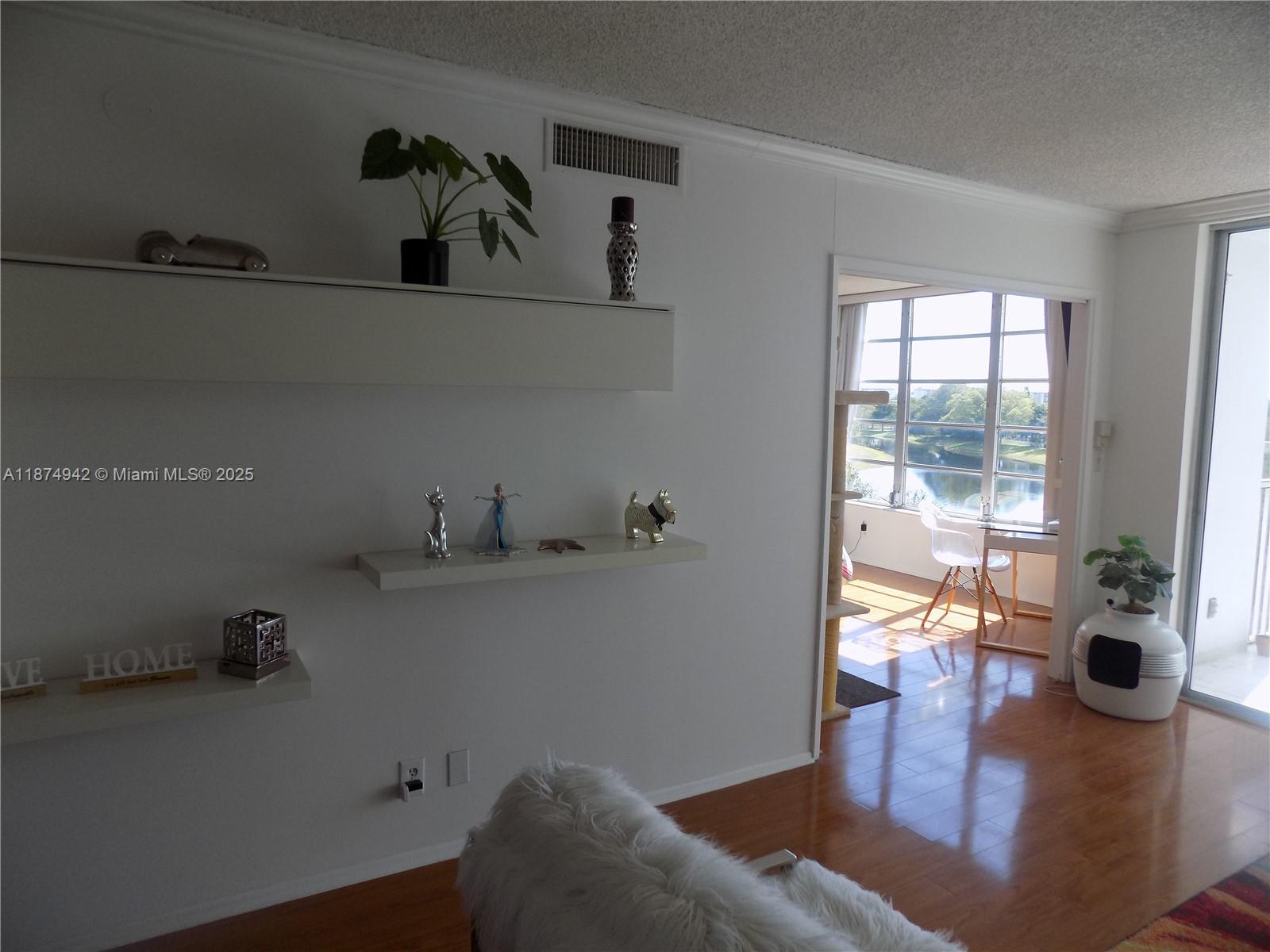 NO 41 PALM-AIRE COUNTRY C - Residential