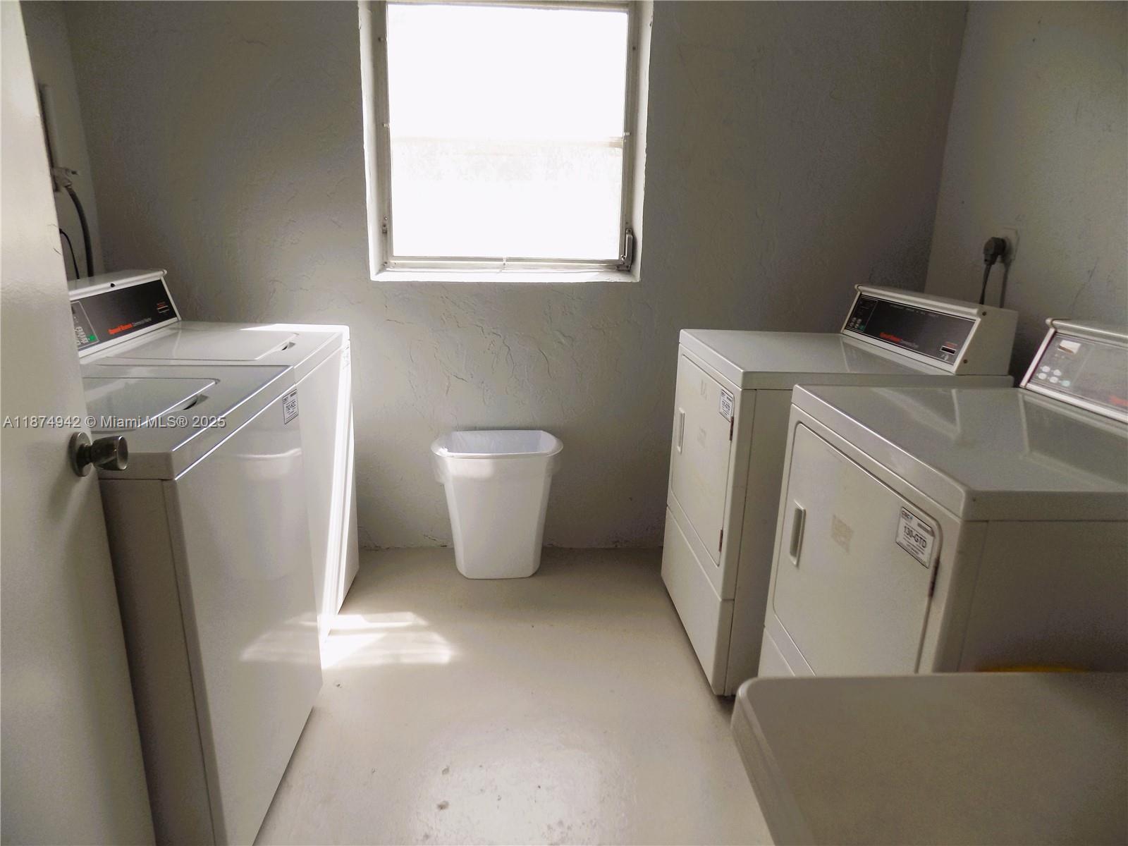 NO 41 PALM-AIRE COUNTRY C - Residential