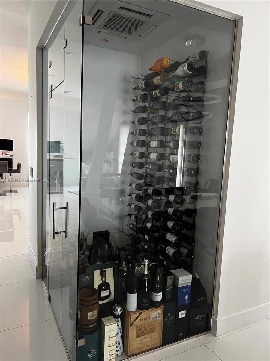 OASIS PARK SQUARE AT DORA - Residential