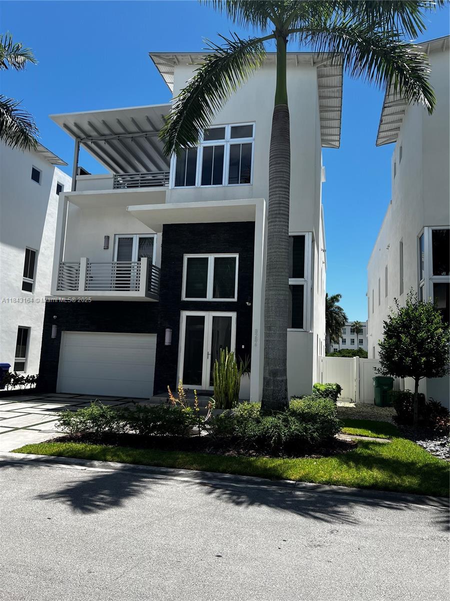 8286 NW 33rd Ter