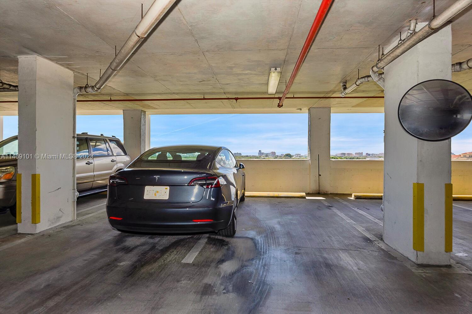 ALTOS DE MIAMI CONDO - Residential