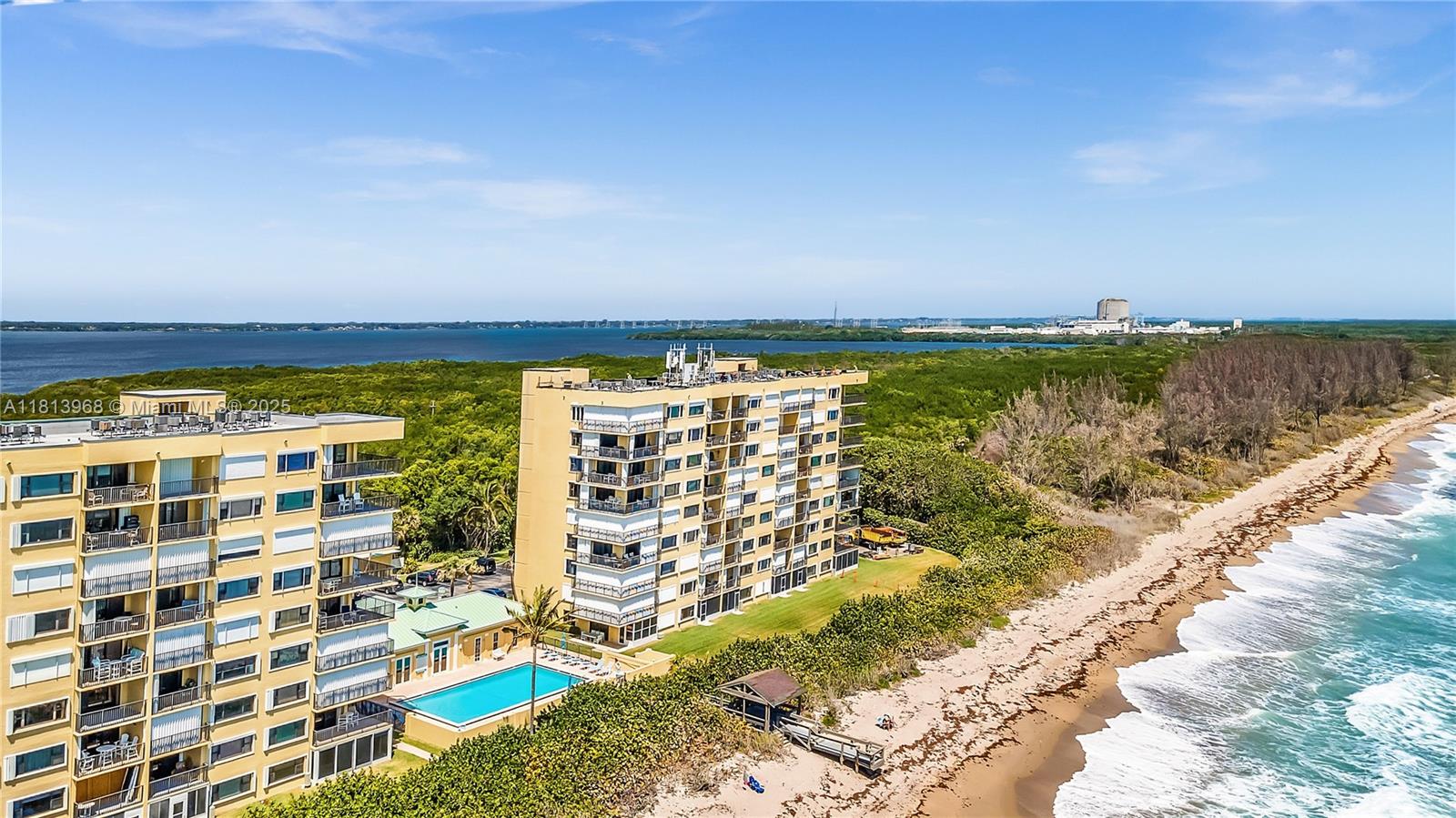 7370 S Ocean Dr 815, Jensen Beach, FL, 34957/$529,999 3 7370 S Ocean Dr 815