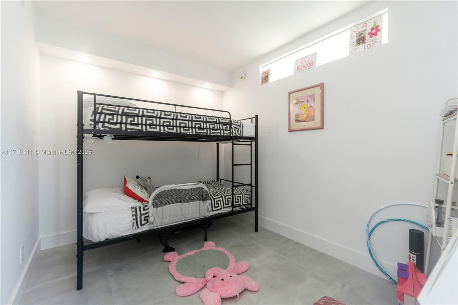 THE DECOPLAGE CONDO - Residential