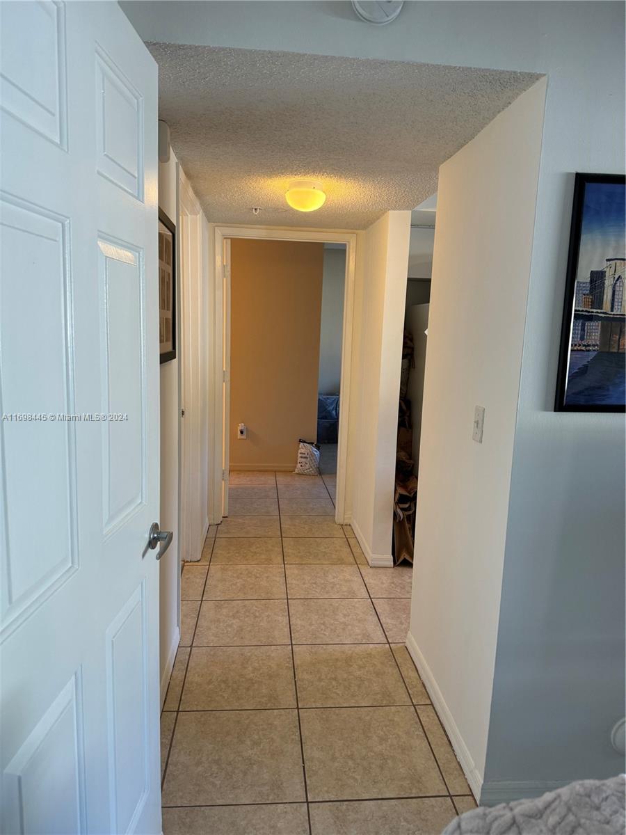 ROYAL GRAND CONDO - Residential