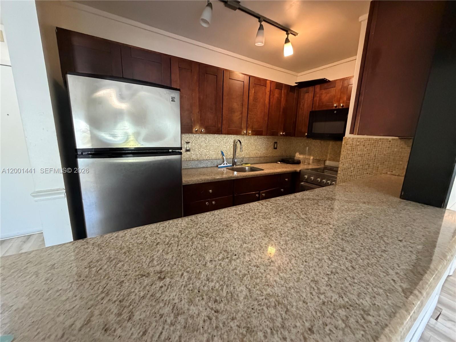 MICHELLE CONDO - Residential Lease