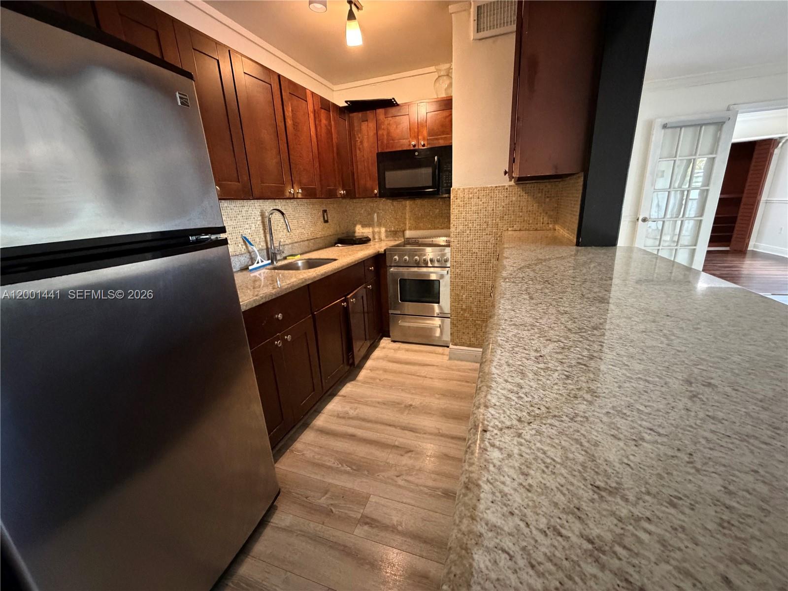 MICHELLE CONDO - Residential Lease