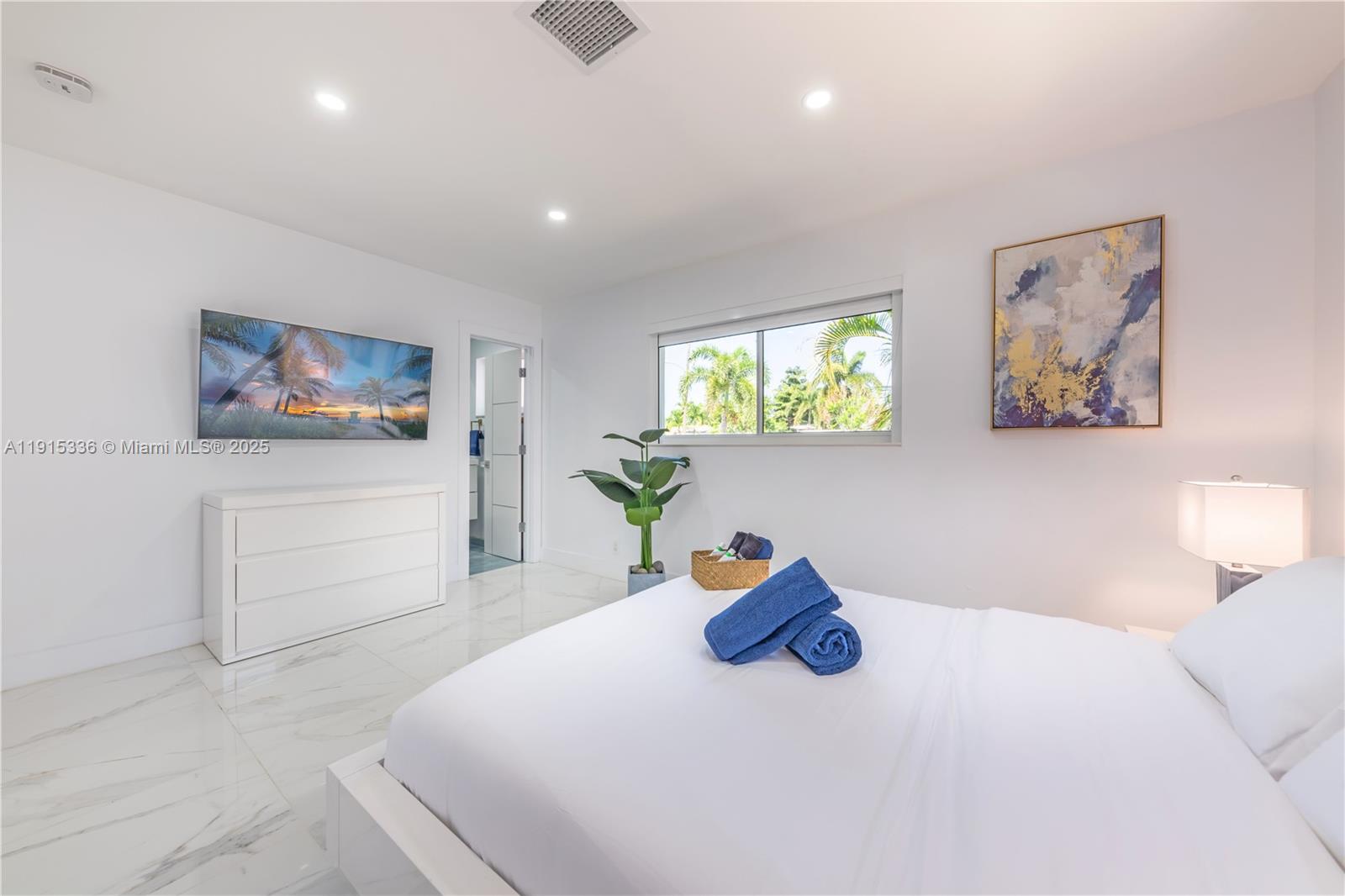 CORAL MANOR THIRD ADD - Residential