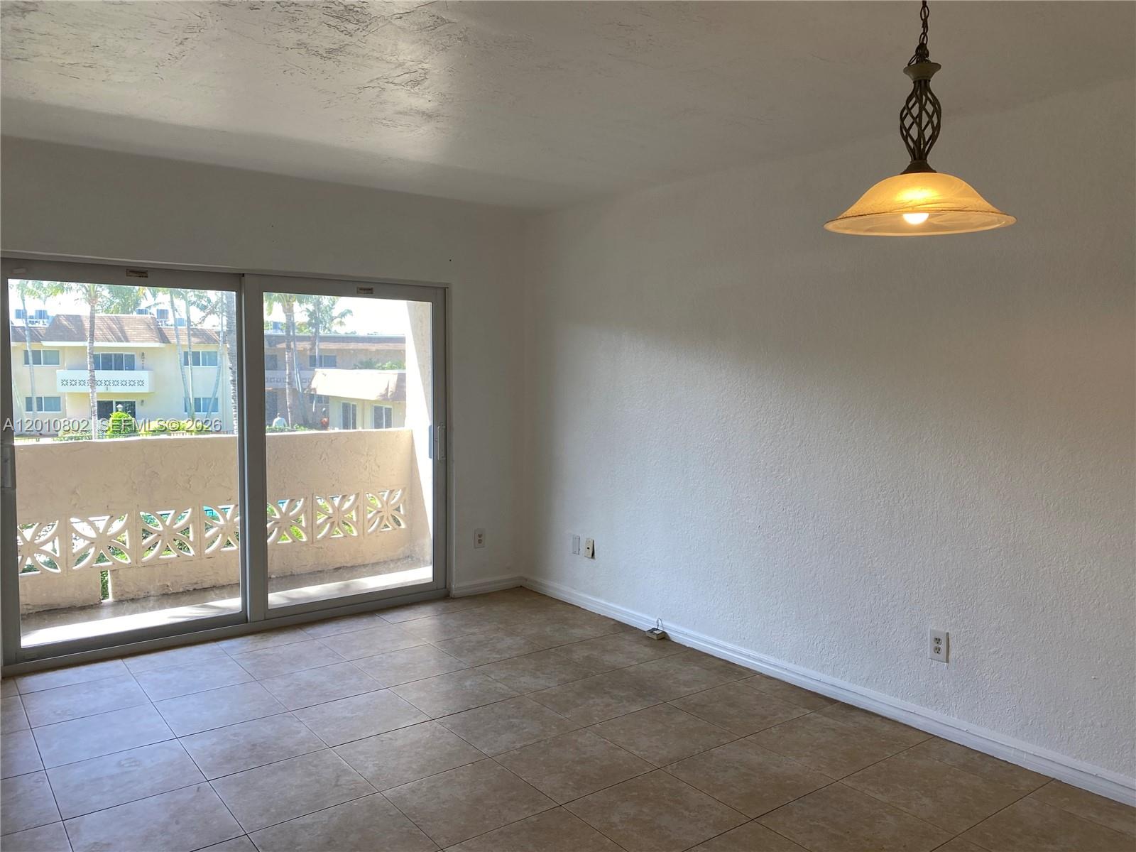 VILLAGIO AT PALMETTO BAY - Residential