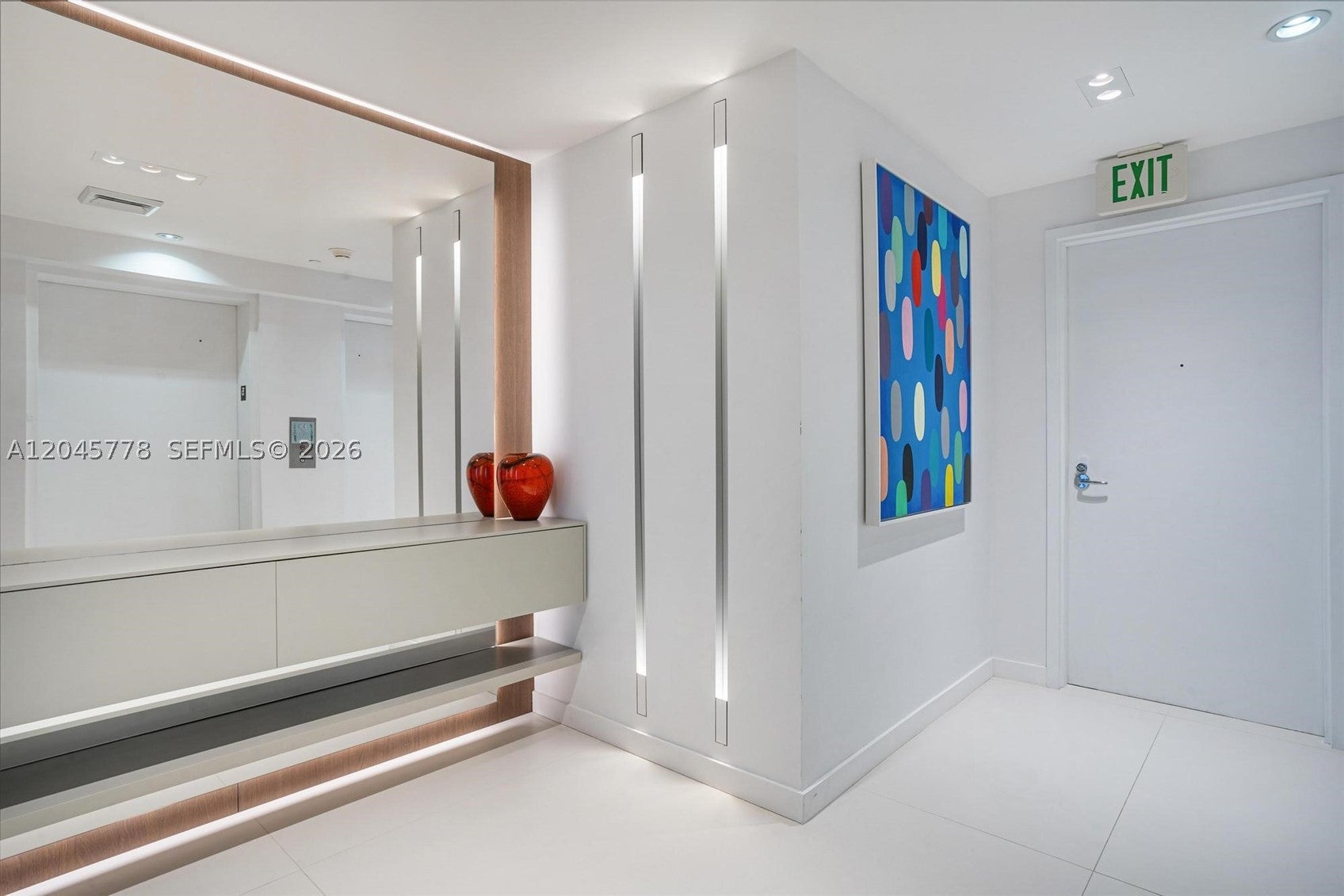 3801 Collins Ave 1503
