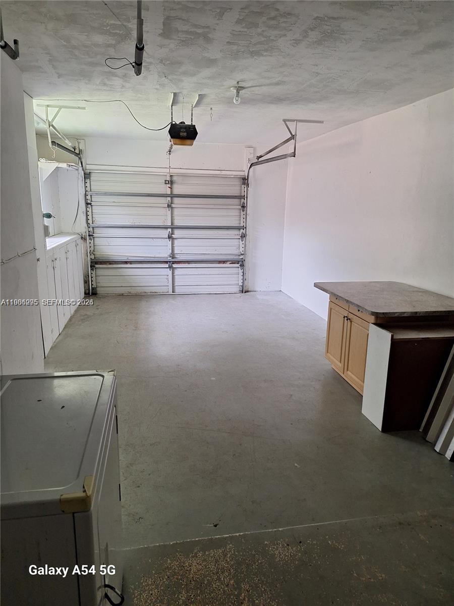 BOULEVARD HEIGHTS SEC 11 - Residential Lease