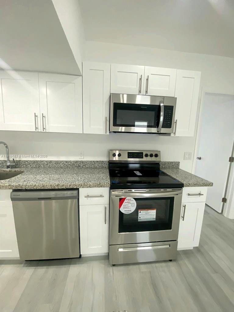 PARK VIEW ISLAND - Residential Lease