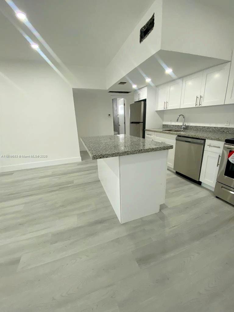 PARK VIEW ISLAND - Residential Lease