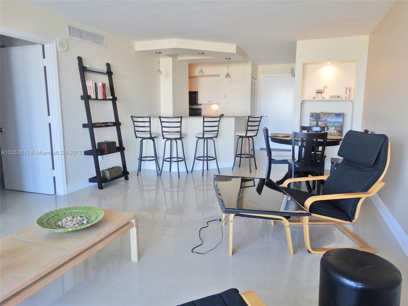 THE COLLINS CONDO - Residential Lease