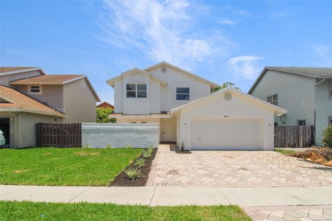 9741 SW 12th St Pembroke Pines FL 33025