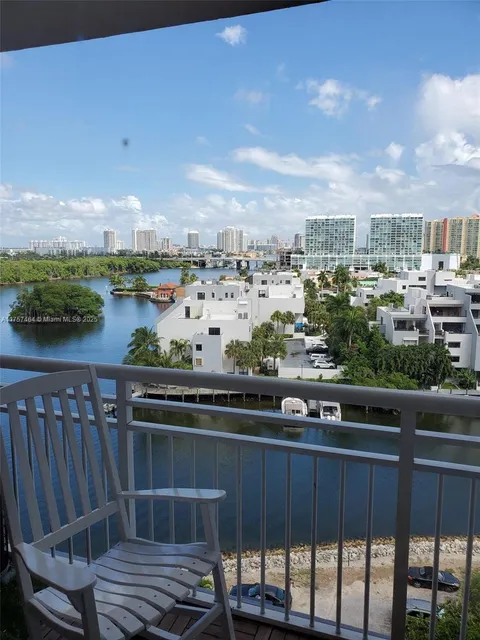 400 Kings Point Dr Unit 1018, Sunny Isles Beach, FL 33160 - #: A11757464